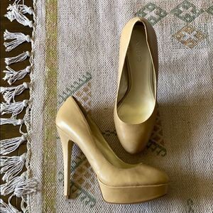 NWT Aldo Platform Pump Sand